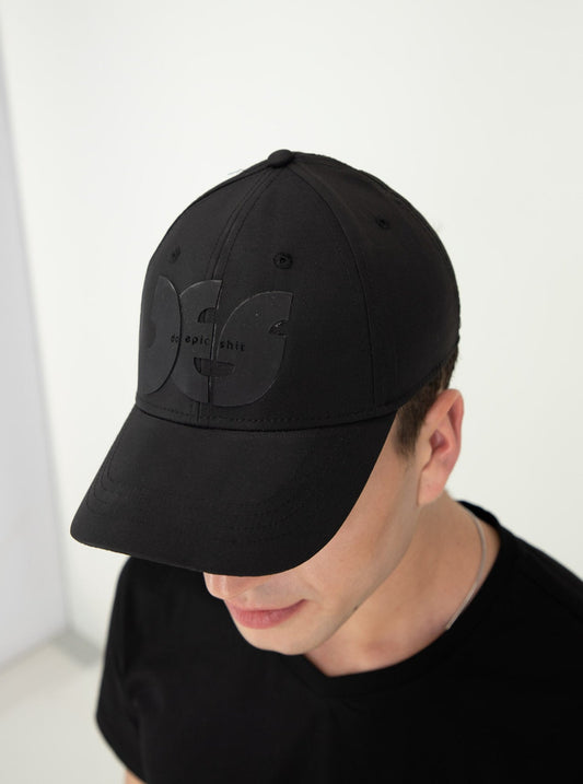 Peak Cap - Black w black logo